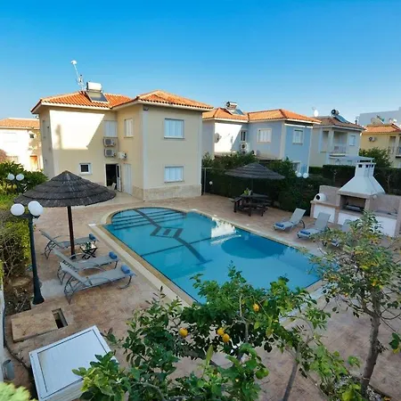 Villa Oforo Selene - Stunning 4 Bedroom - By Fig Tree Bay - Sea Views Protaras