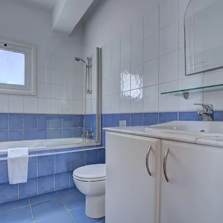 Oforo Selene - Stunning 4 Bedroom - By Fig Tree Bay - Sea Views Villa Protaras