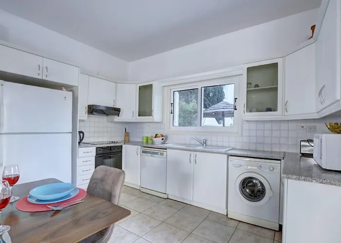 빌라 Oforo Selene - Stunning 4 Bedroom - By Fig Tree Bay - Sea View *